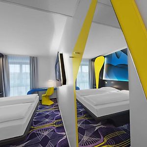 Comfort Zimmer mit Kingsize-Bett